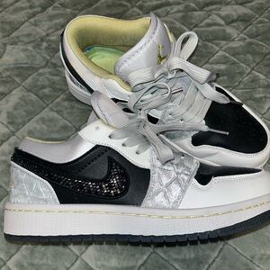 Women’s  Black, Silver  and White Sneakers